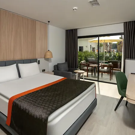 Hotel Swandor & - 5*