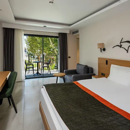 Hotel Swandor & - 5*